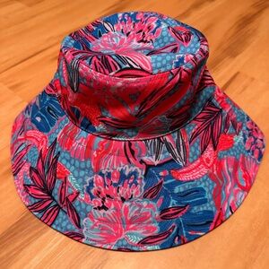 Lilly Pulitzer Womens Sun Hat Ruby Red Wild Times One Size Canvas Beach …